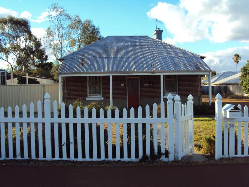3 bedrooms House in 34 Forrest Street NARROGIN WA, 6312