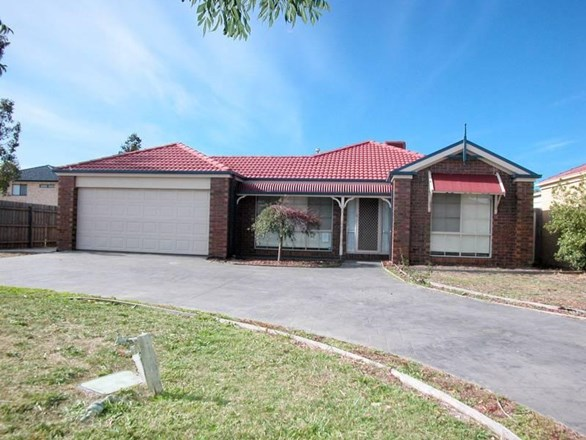 14 Parana Grove, Roxburgh Park VIC 3064