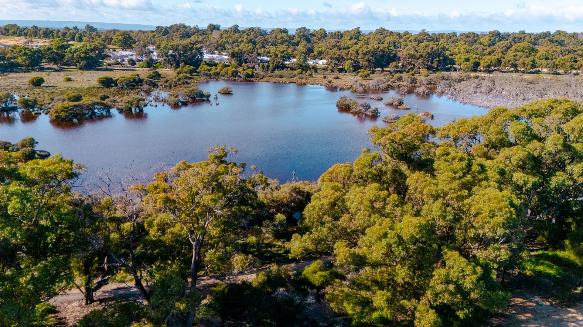 Additional image 30 of 28 Ashwood Parkway, Lakelands WA 6180