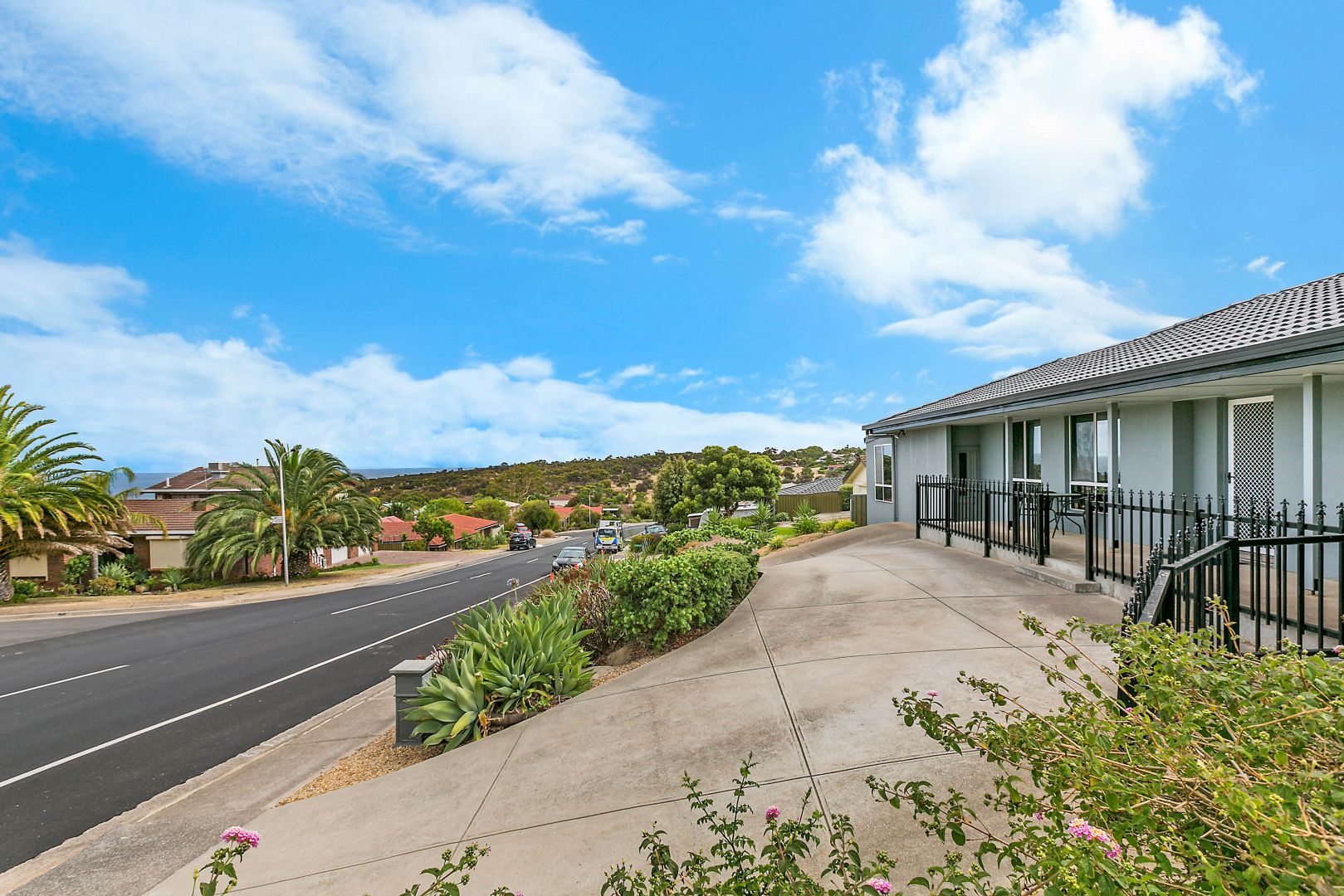 186 The Cove Road, Hallett Cove SA 5158, Image 1