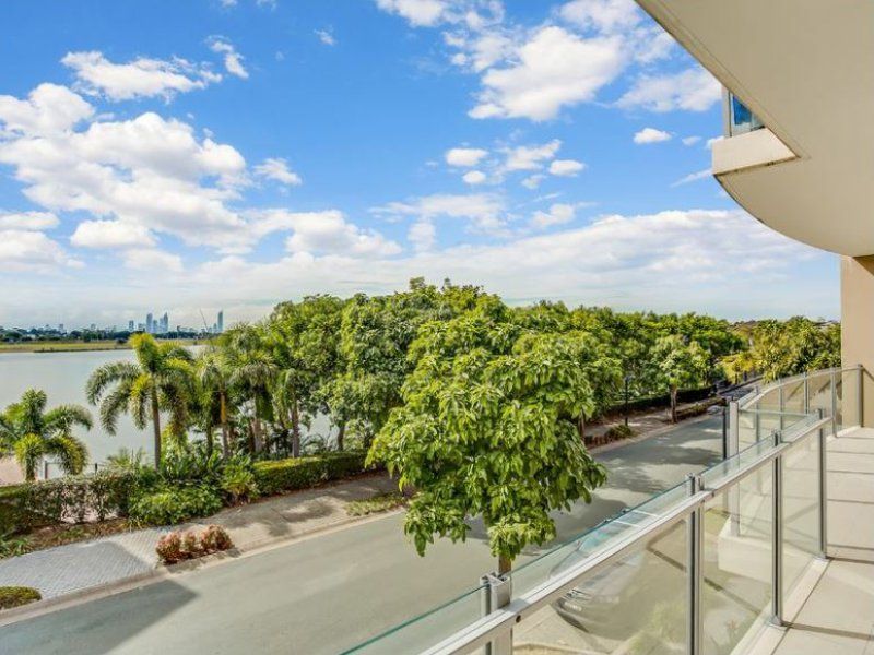 7/3046 Quay South Drive, Carrara QLD 4211, Image 0