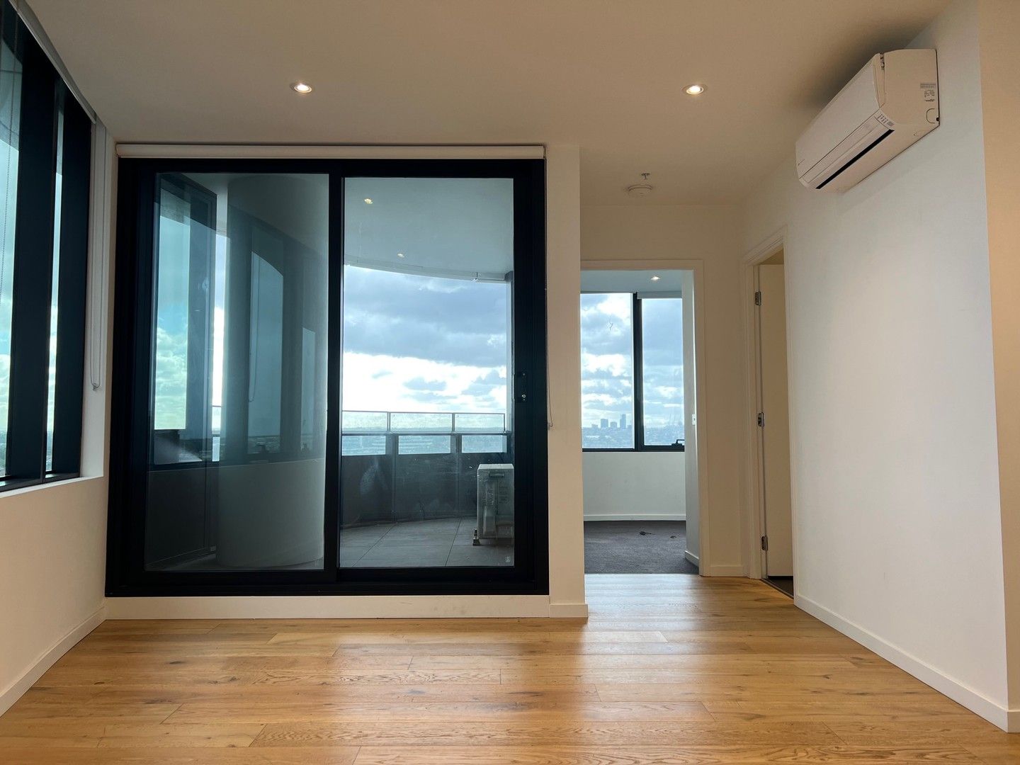 2 bedrooms Apartment / Unit / Flat in 701/8 Hallenstein Street FOOTSCRAY VIC, 3011