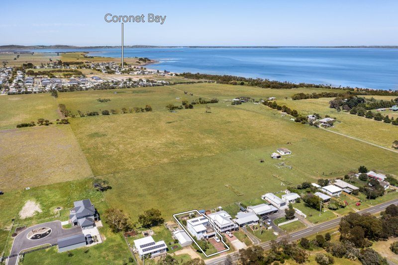 4 bedrooms House in 495 Corinella Road CORINELLA VIC, 3984