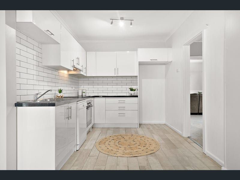 110 Cessnock Road, Weston NSW 2326 House For Rent 580 Domain