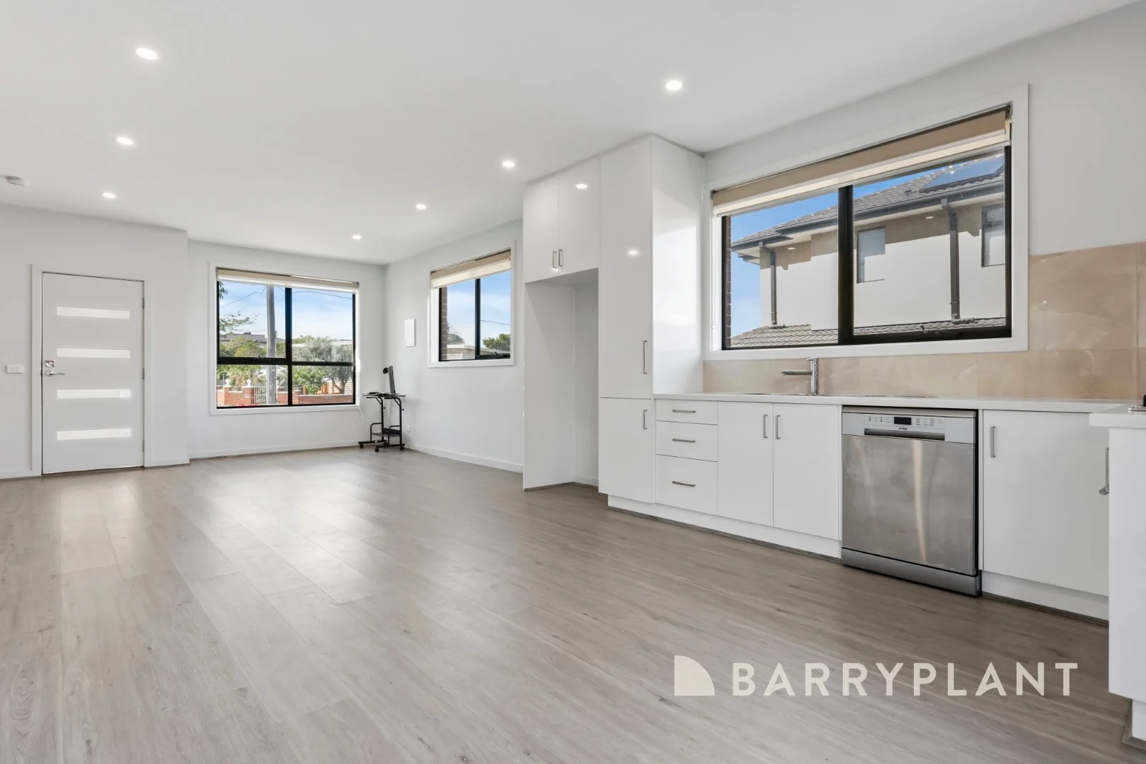 Additional image 2 of 2/16 Peace St, Springvale VIC 3171