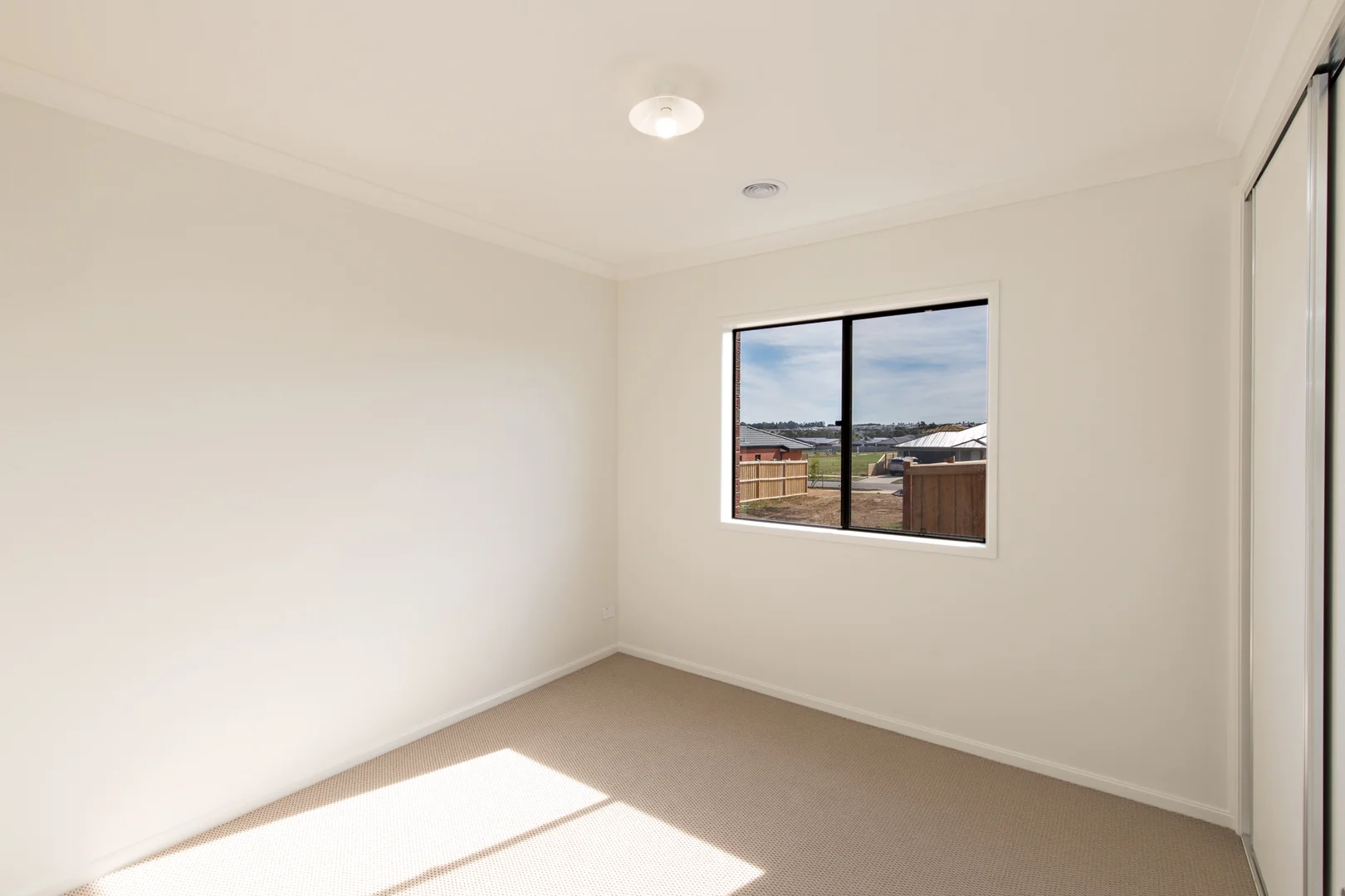 Additional image 5 of 43 Patriot Crescent, Smythes Creek VIC 3351