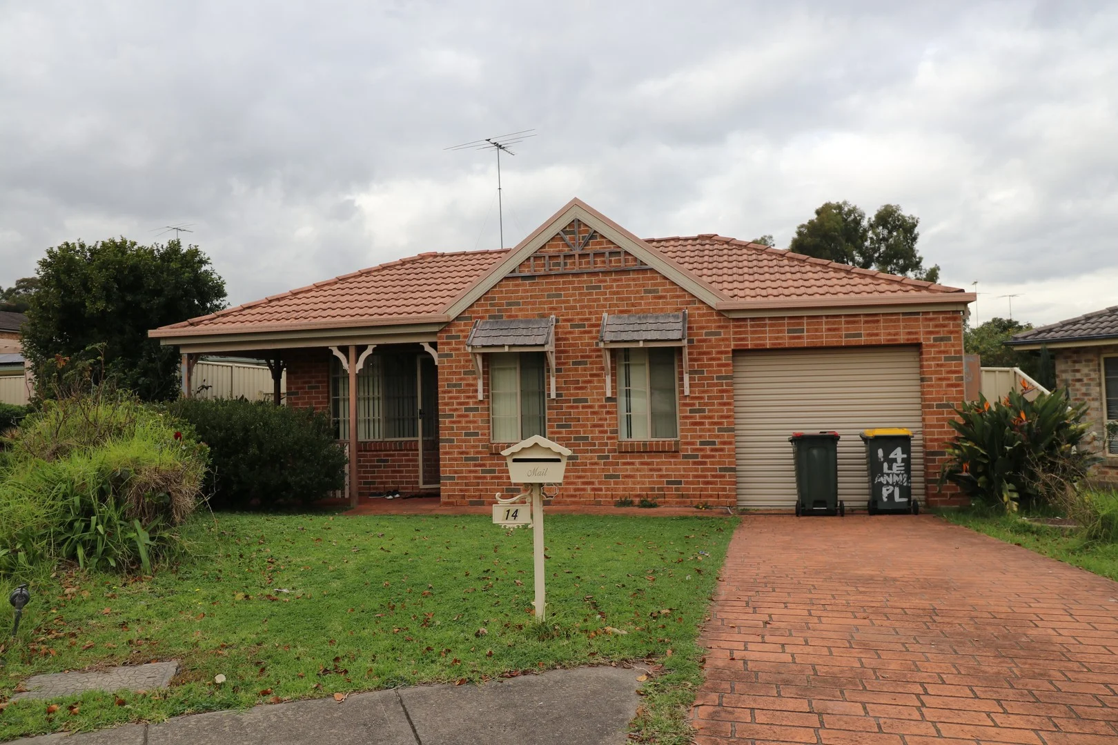 14 Leanne Place, Quakers Hill NSW 2763