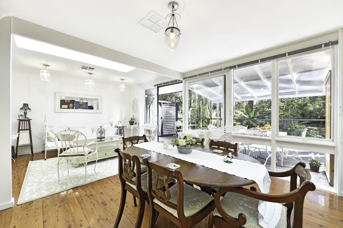 6 bedrooms House in 43a Avon Rd PYMBLE NSW, 2073