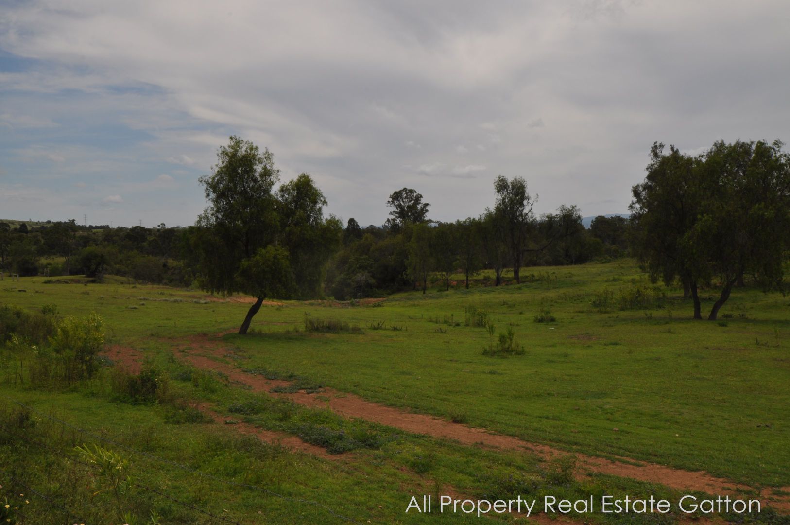 51 Hogers Road, Ropeley QLD 4343, Image 2