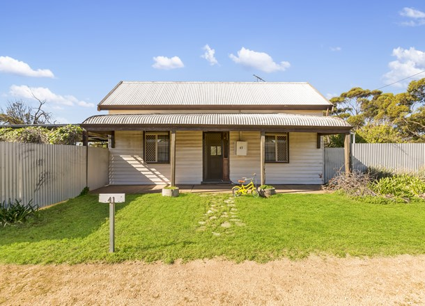 41 Second Street, Owen SA 5460