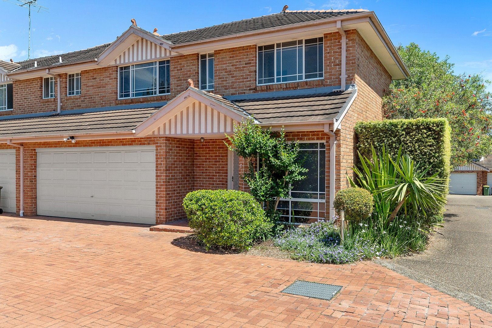 4 bedrooms Townhouse in 17/23 Dudley Avenue CARINGBAH SOUTH NSW, 2229