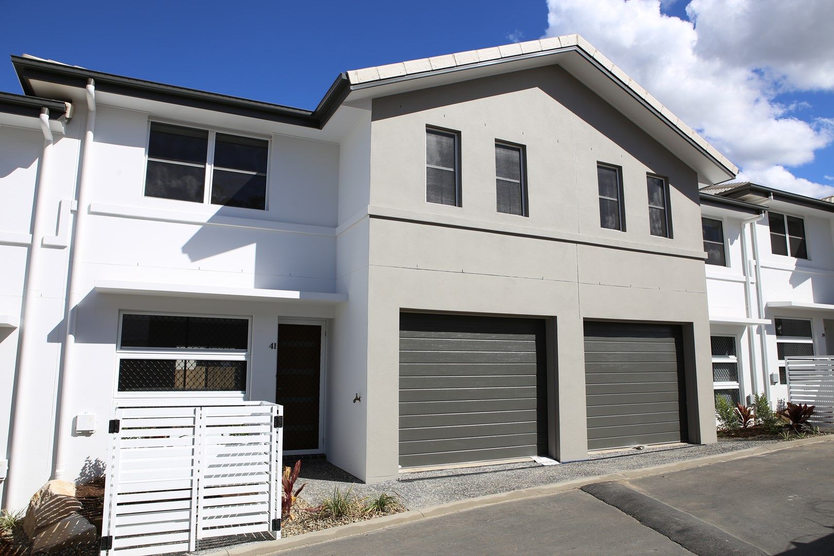 3 bedrooms Townhouse in 45/28 Benhiam Street CALAMVALE QLD, 4116