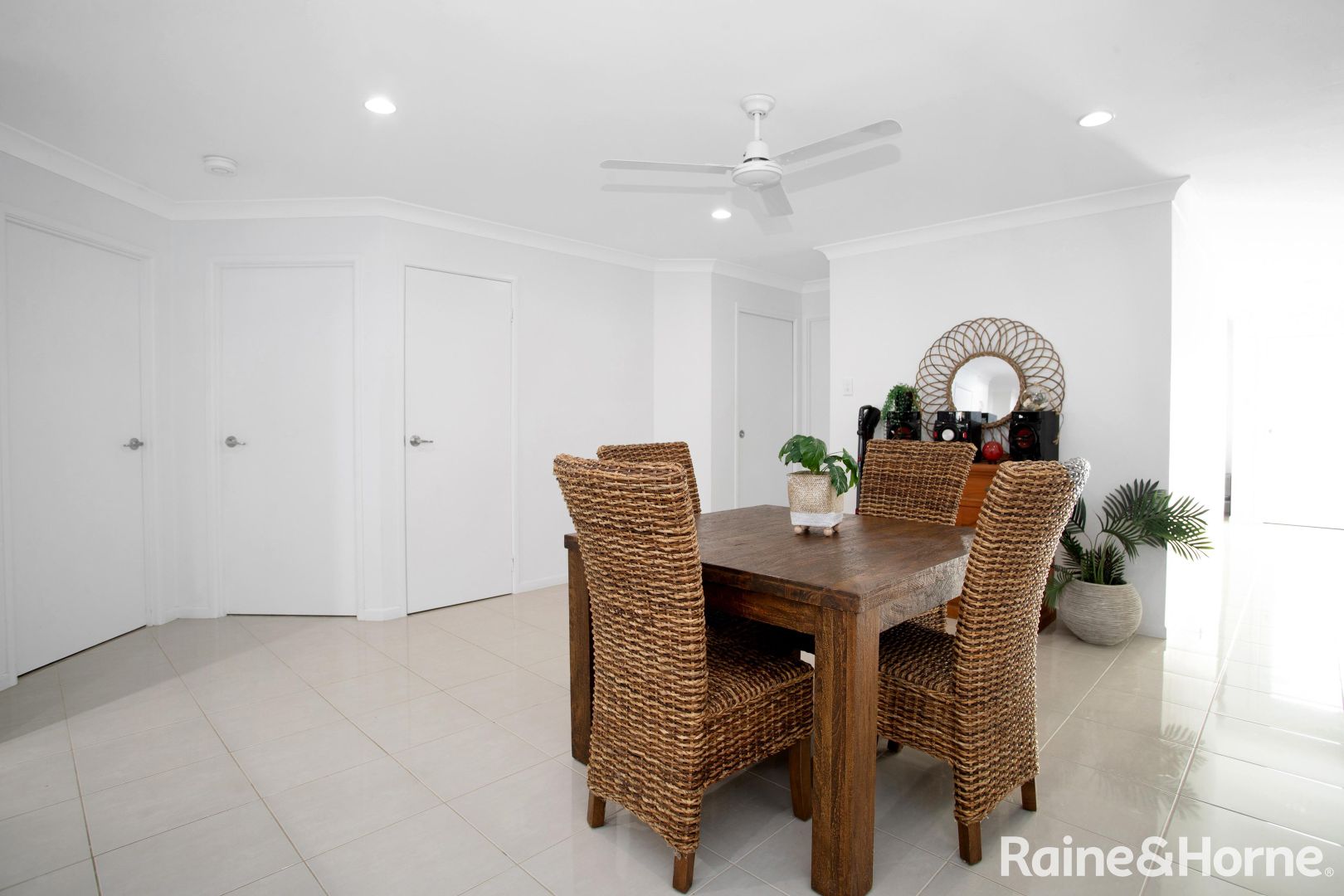 6 Coolum Court, Blacks Beach QLD 4740, Image 2