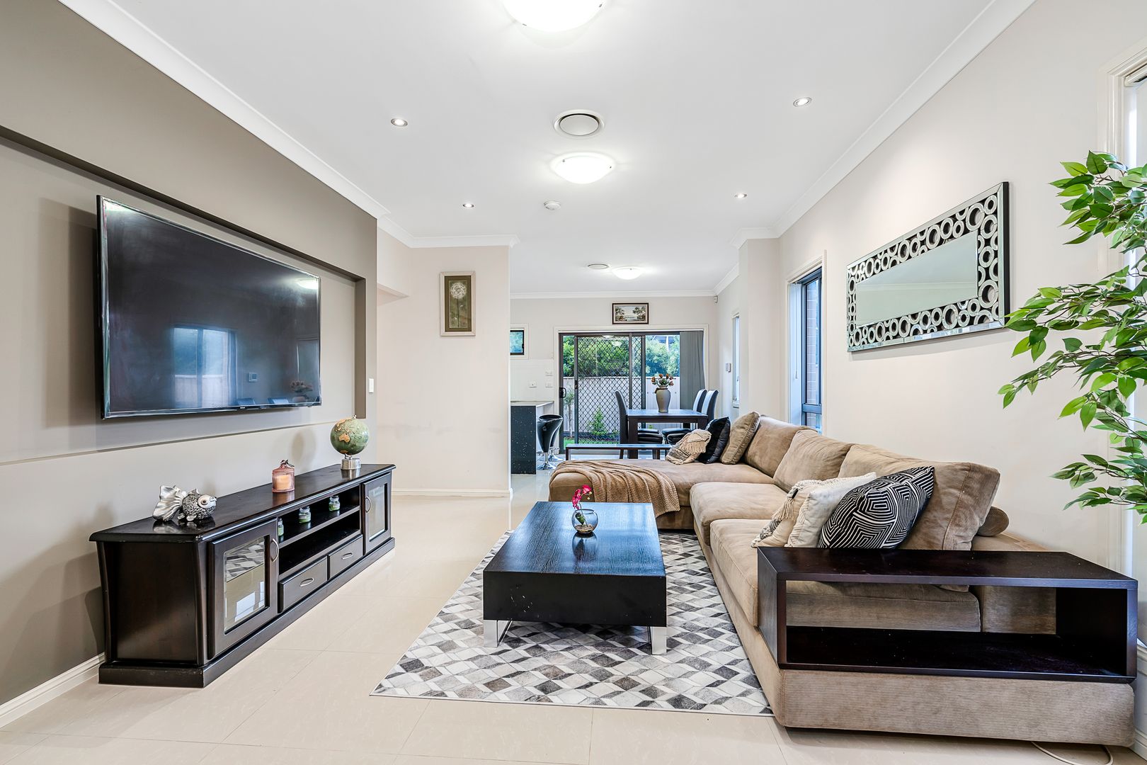 11B Tianie Way, Parklea NSW 2768, Image 1