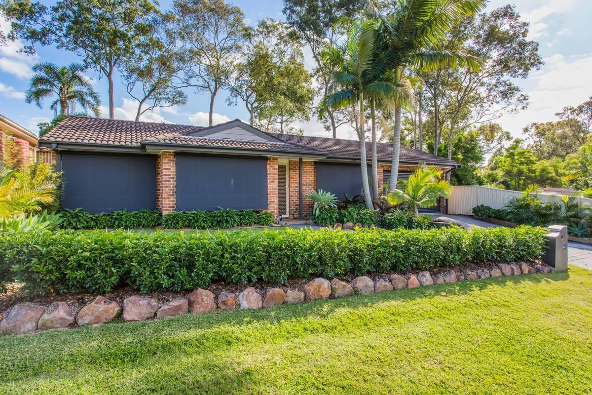 4 Azzura Close, Woodrising NSW 2284, Image 0