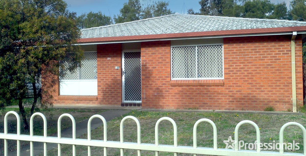 3 bedrooms House in 11 Matheson Street WEST TAMWORTH NSW, 2340