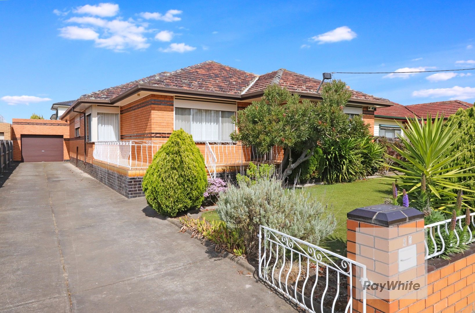 3 bedrooms House in 15 Exeter Street HADFIELD VIC, 3046