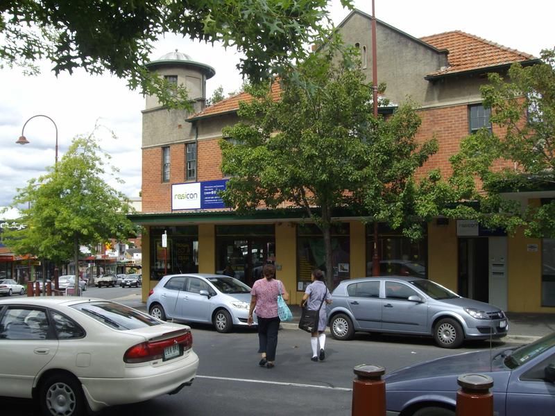 1 bedrooms Apartment / Unit / Flat in 128 Mount Street HEIDELBERG VIC, 3084
