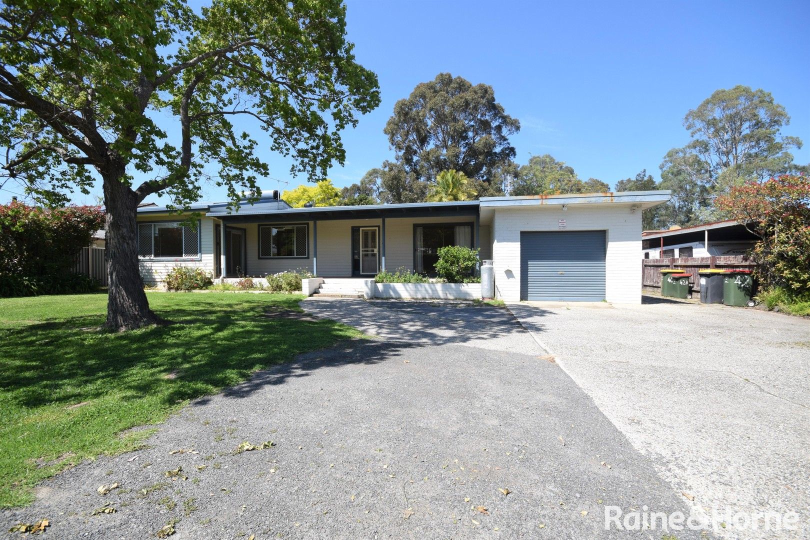 42 Hillcrest Avenue, South Nowra NSW 2541, Image 0