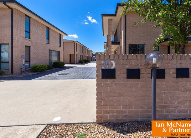 7/30 Buttle Street, Queanbeyan East NSW 2620