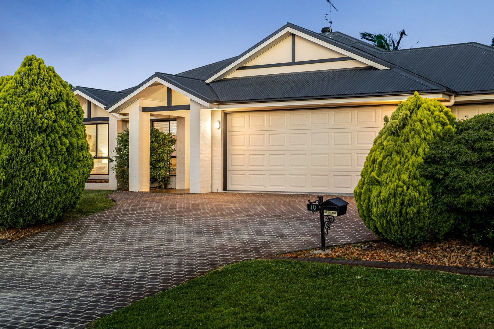 10 Collingwood Close, Middle Ridge QLD 4350, Image 0