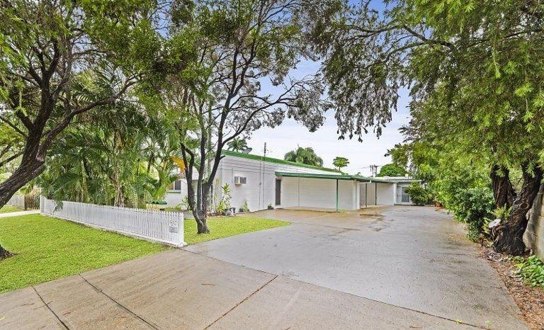 2/54 Ahearne Street, Hermit Park QLD 4812, Image 0