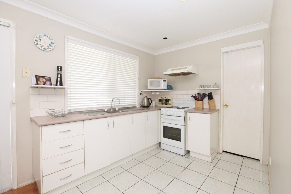 33 Shearwater Road, Hinchinbrook NSW 2168, Image 1