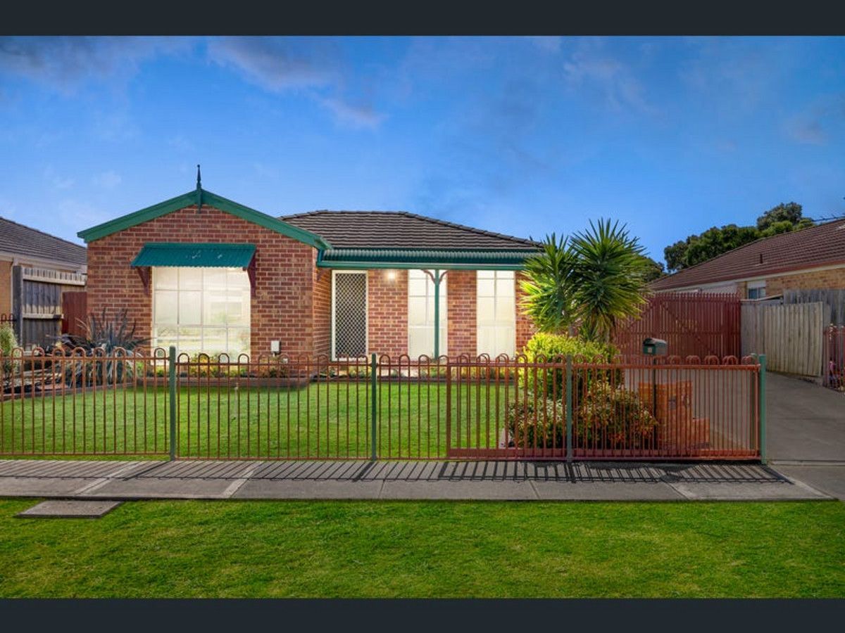 3 bedrooms House in 7 Friendship Close CRANBOURNE WEST VIC, 3977