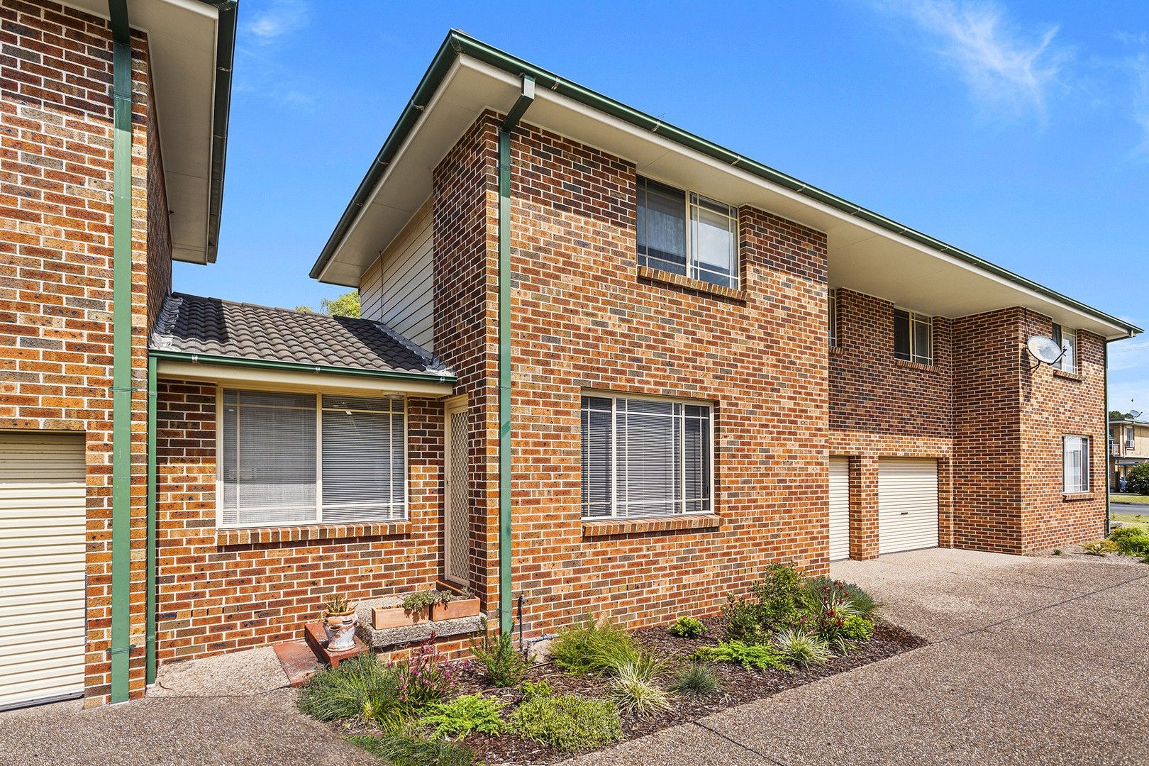 2/66 Pur Pur Avenue, Lake Illawarra NSW 2528, Image 0