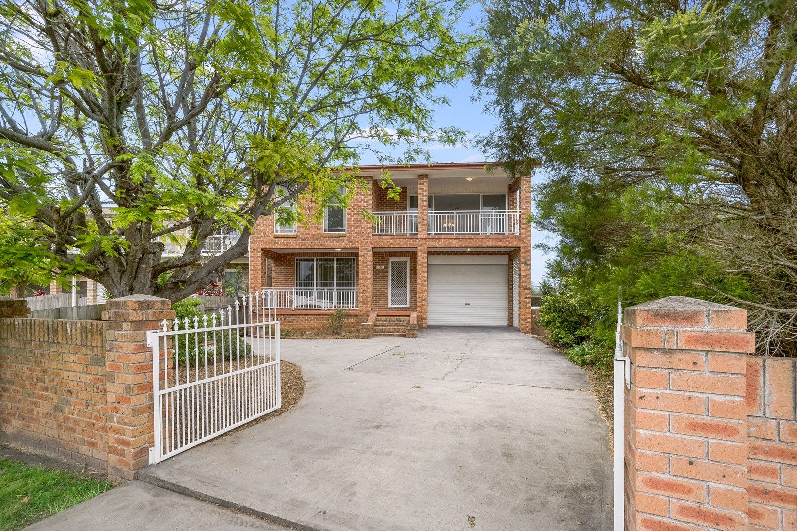 3 bedrooms House in 187 North Burge Road WOY WOY NSW, 2256