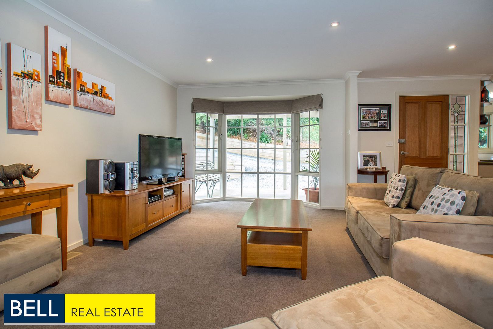 22 Edith Court, MOUNT DANDENONG VIC 3767, Image 2