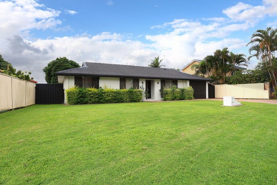 3 bedrooms House in 6 The Avenue NERANG QLD, 4211