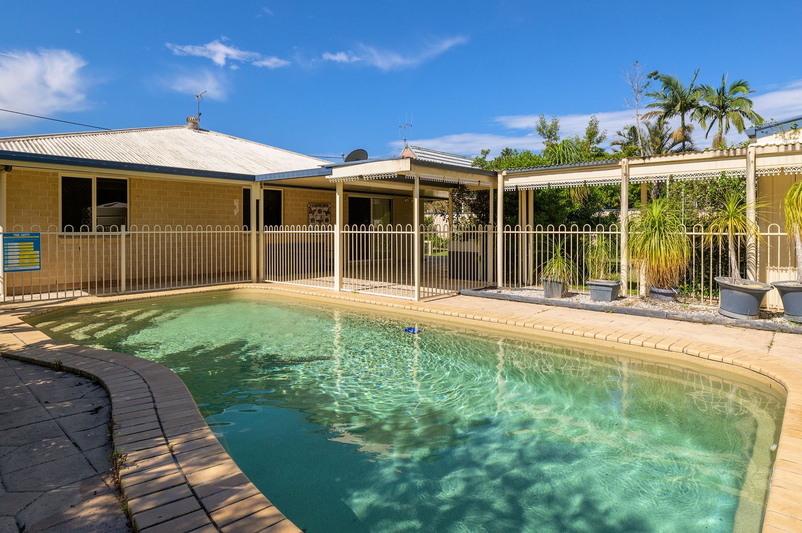 6 Bass Street, Tin Can Bay Property History & Address Research Domain