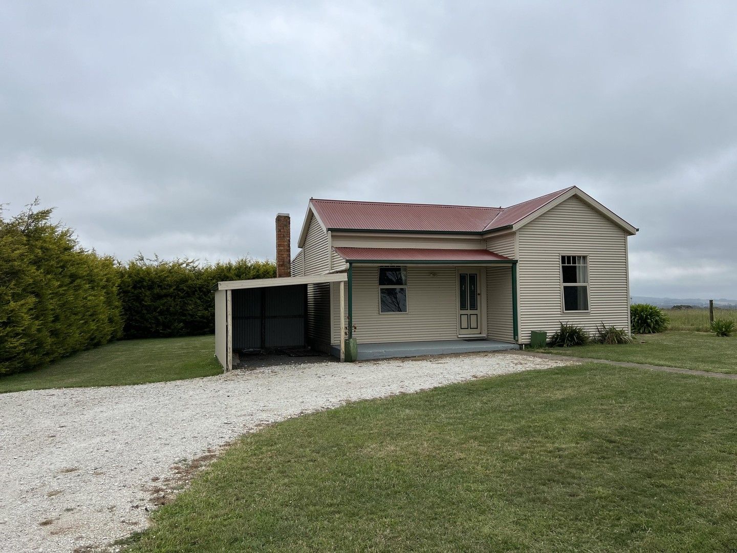 2 bedrooms House in 526 Deep Creek Road WYNYARD TAS, 7325