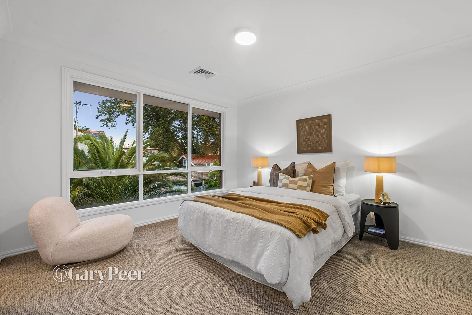 Additional image 9 of 1/17 Orrong Crescent, Caulfield North VIC 3161