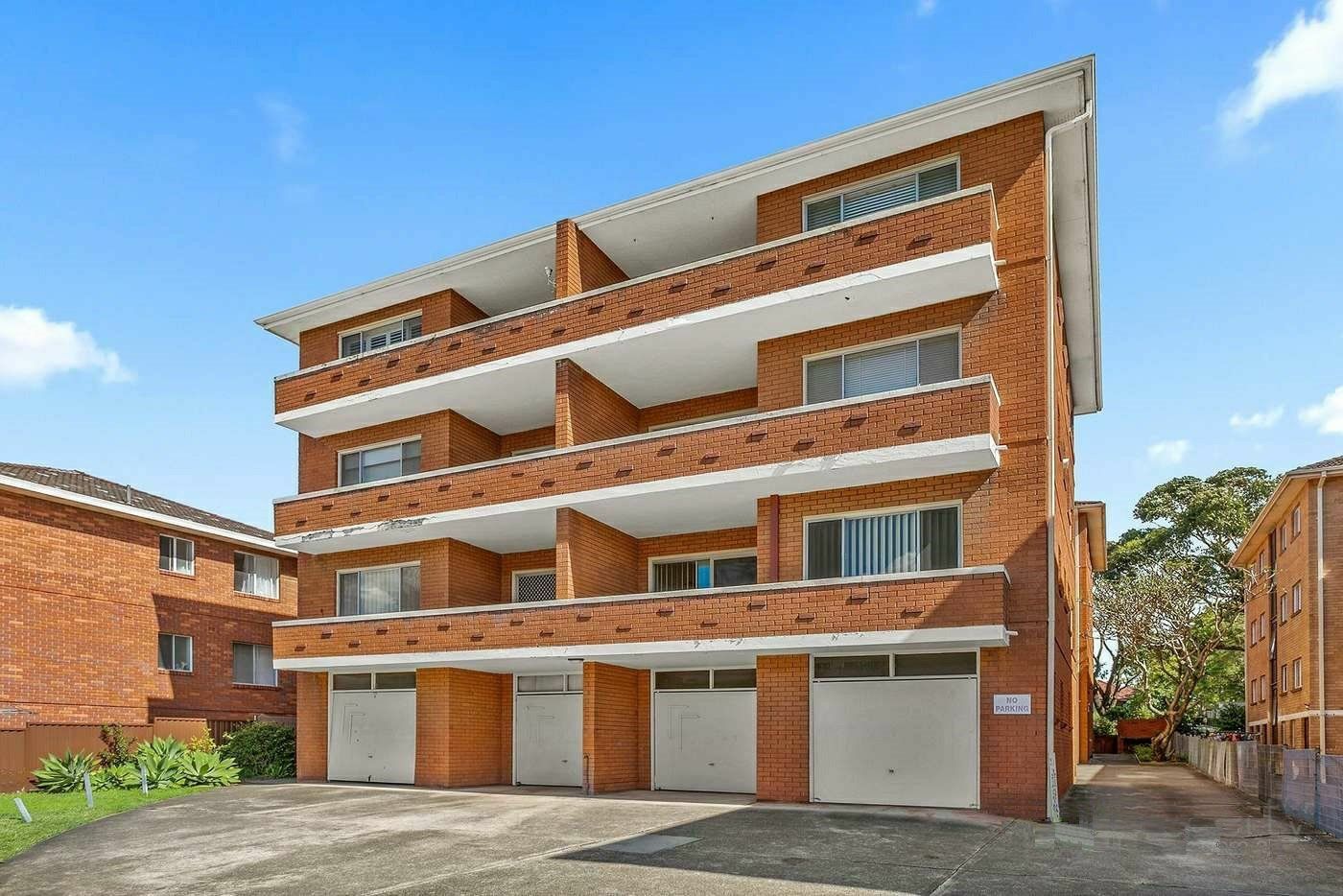 2 bedrooms Apartment / Unit / Flat in 8/34-36 President Ave KOGARAH NSW, 2217