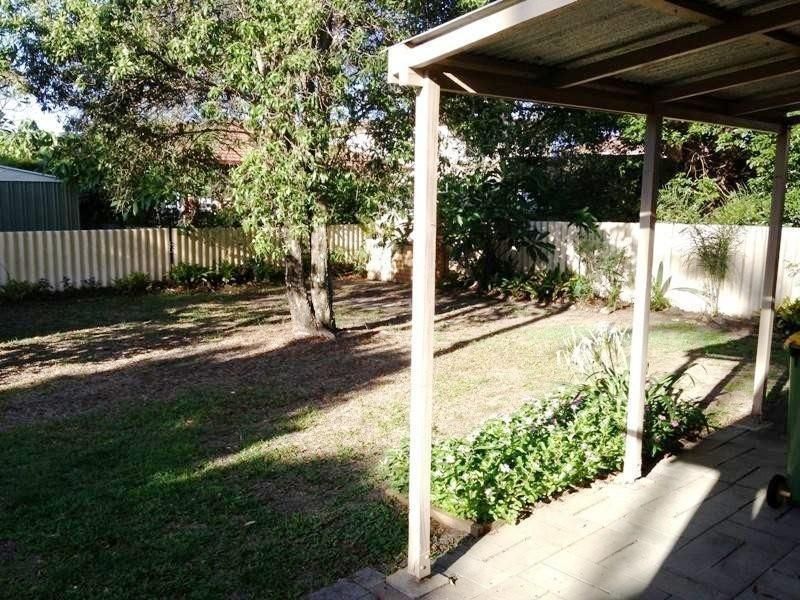 49 Victor Avenue, Paradise Point QLD 4216, Image 1