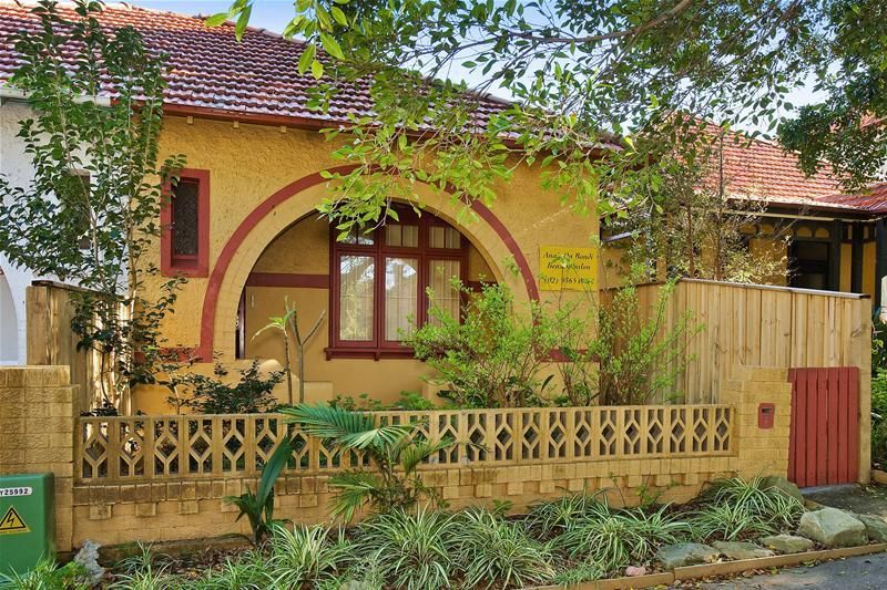 8 Consett Avenue, Bondi Beach Property History & Address Research