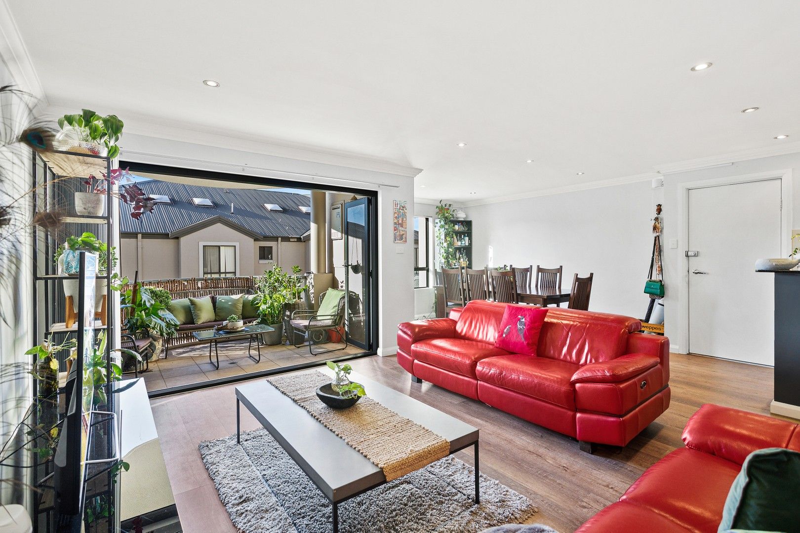 2 bedrooms Apartment / Unit / Flat in 51/71-83 Smith Street WOLLONGONG NSW, 2500