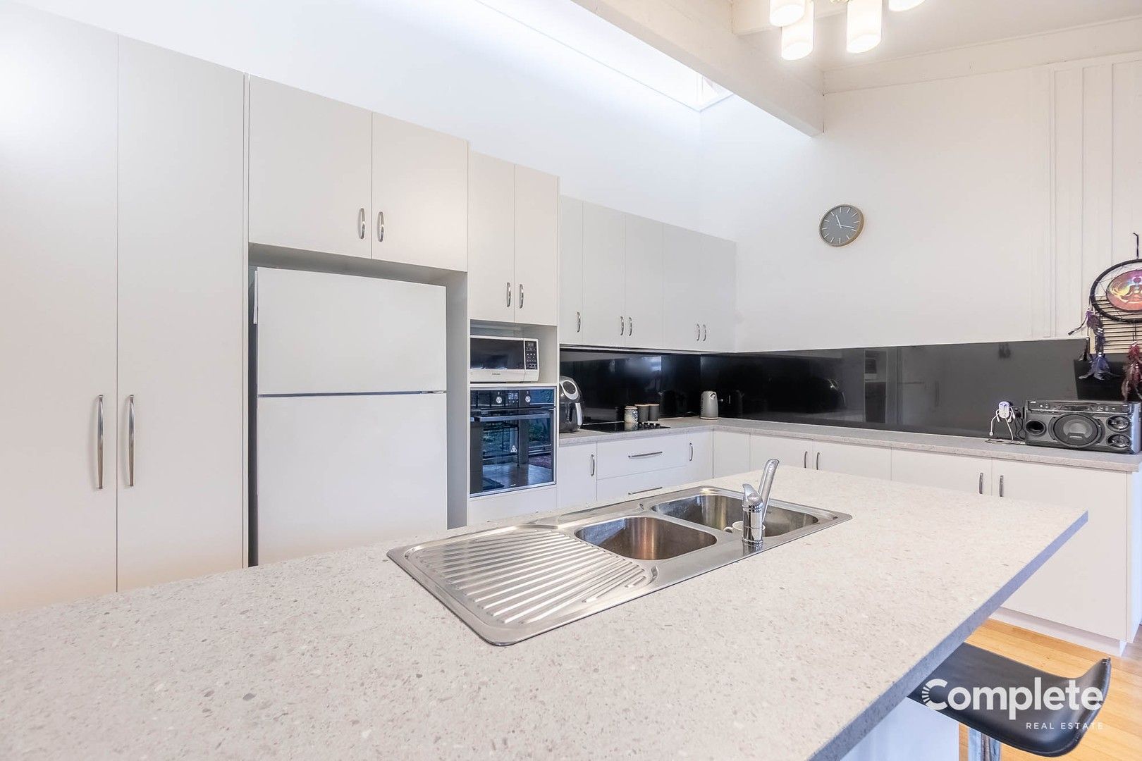 20 VICTOR STREET, Mount Gambier SA 5290 Domain