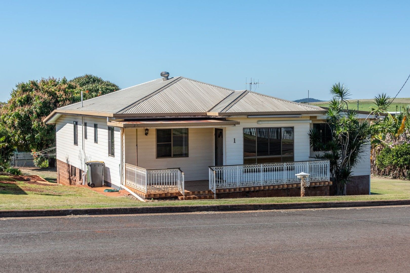 1 Queen Street, Childers QLD 4660 Domain