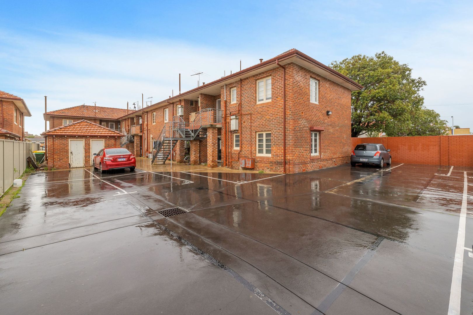 10 819 beaufort street