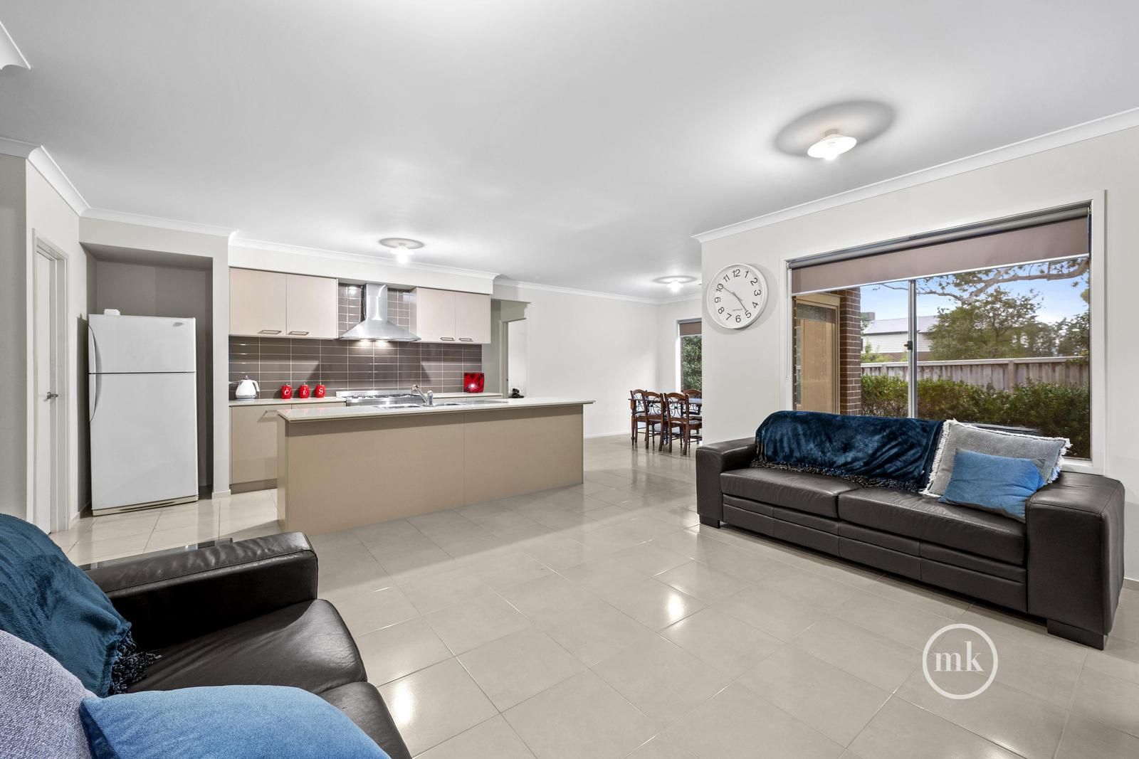 56 Timbertop Drive, Doreen VIC 3754, Image 2