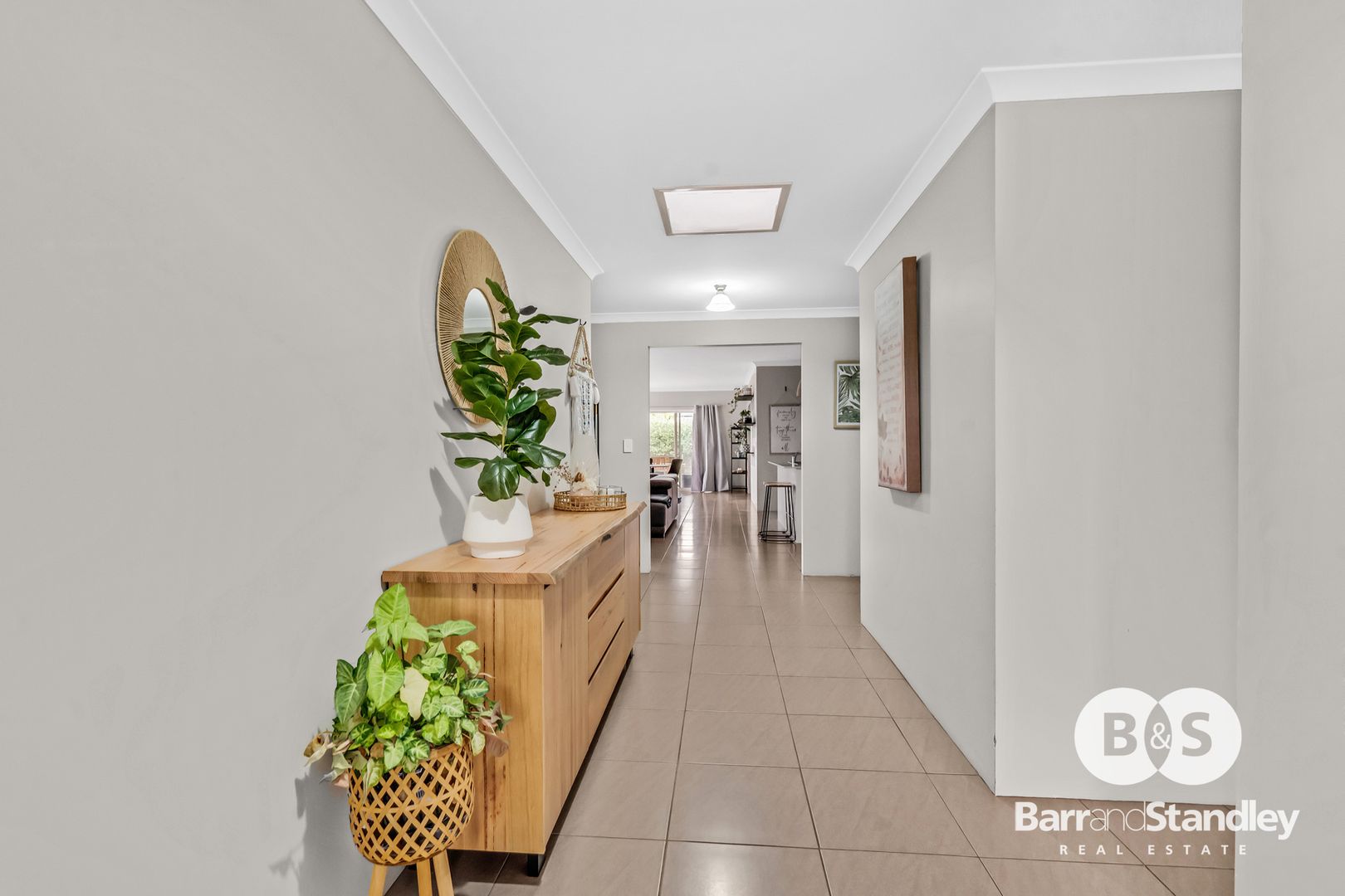 71 Hazelgrove Crescent, Millbridge WA 6232, Image 1