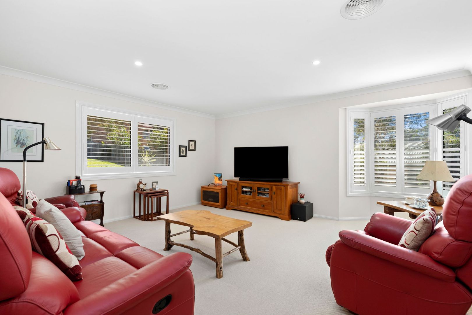 2 Callemondah Close, Narrawallee NSW 2539, Image 1