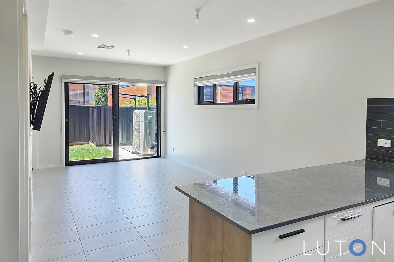 22/18 Cornelius Street, Coombs ACT 2611, Image 2