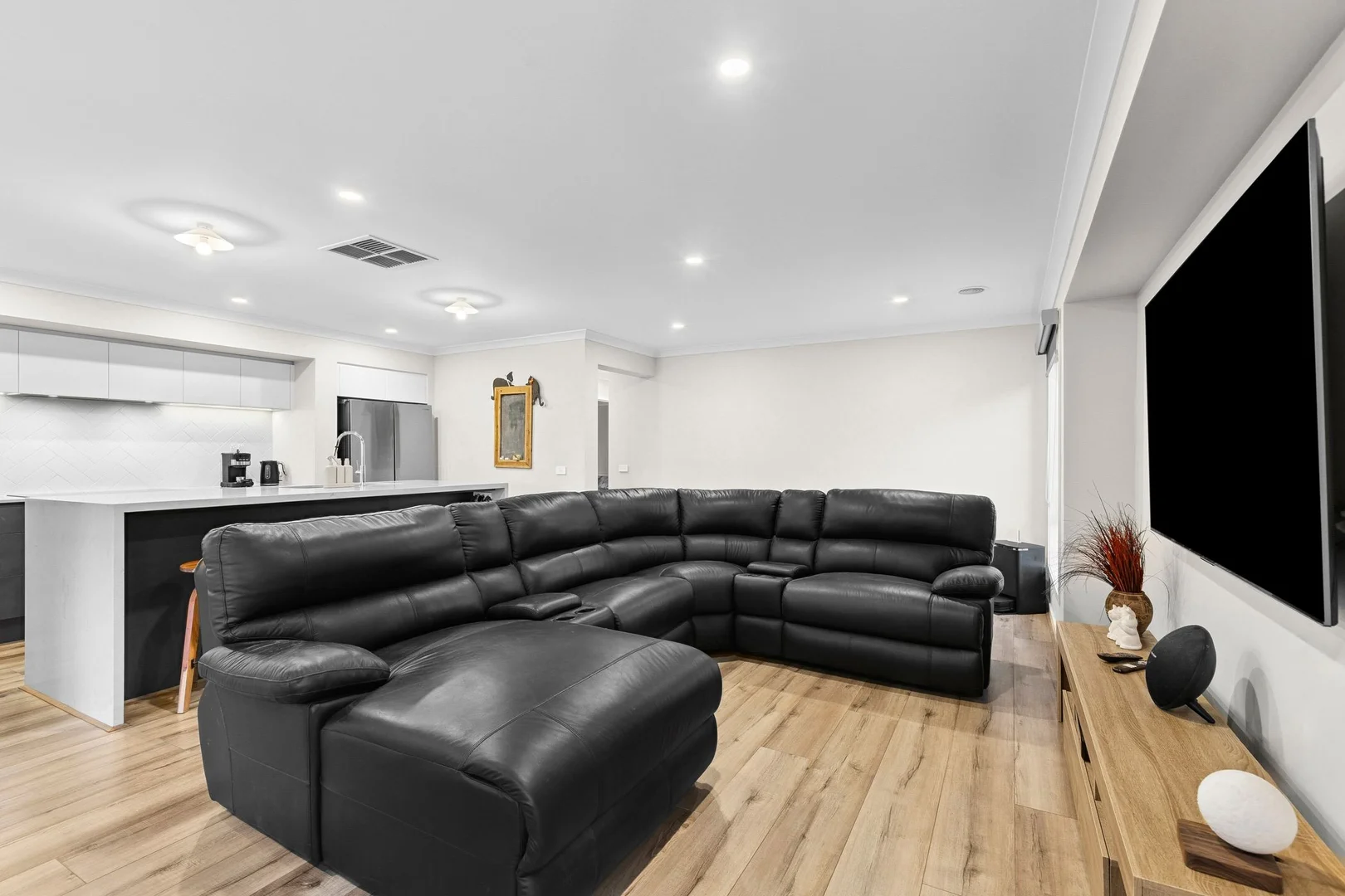 Additional image 9 of 30 Brisbane Street, Lara VIC 3212