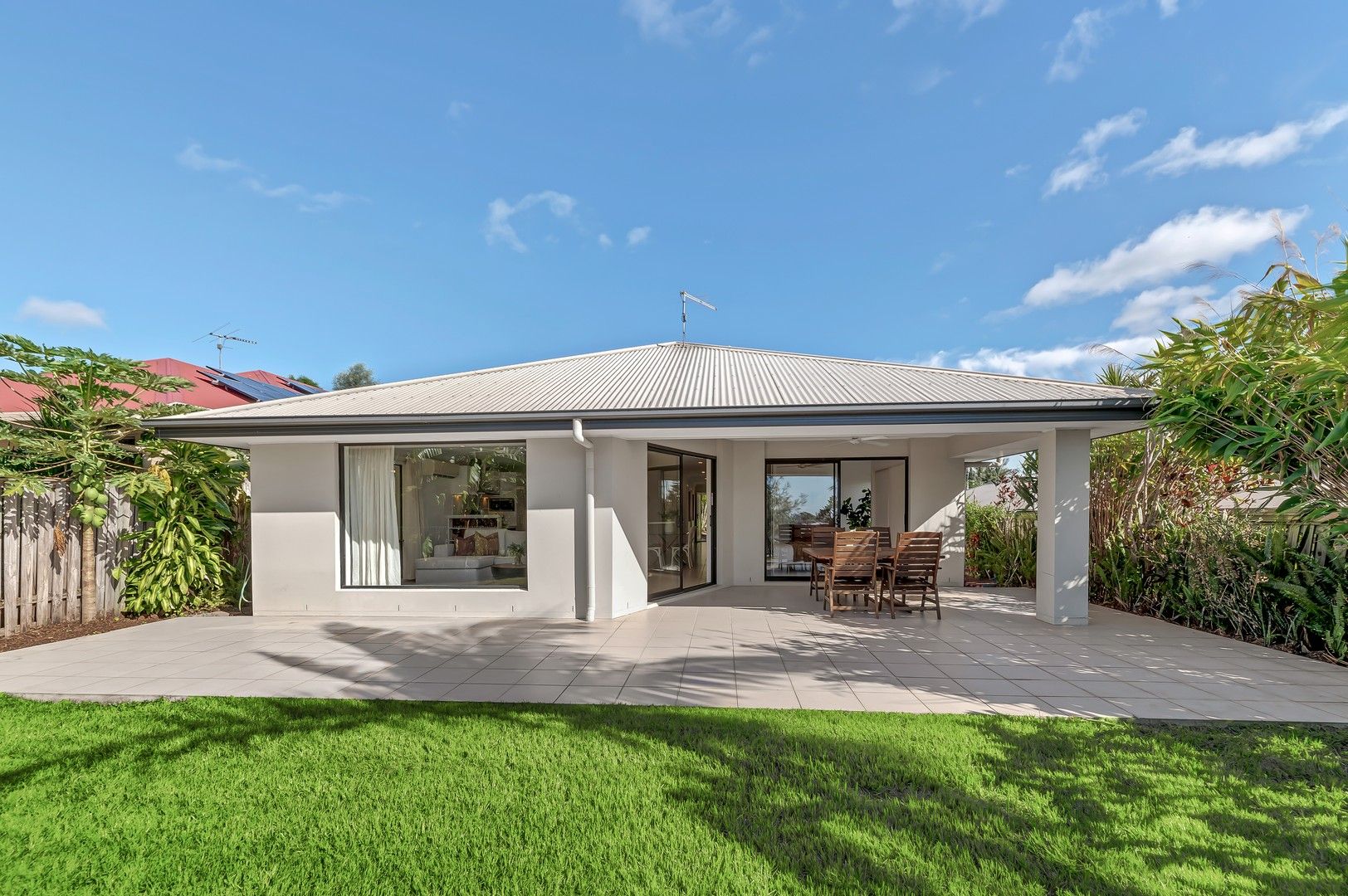 4 bedrooms House in 8 Hackney Court UPPER COOMERA QLD, 4209