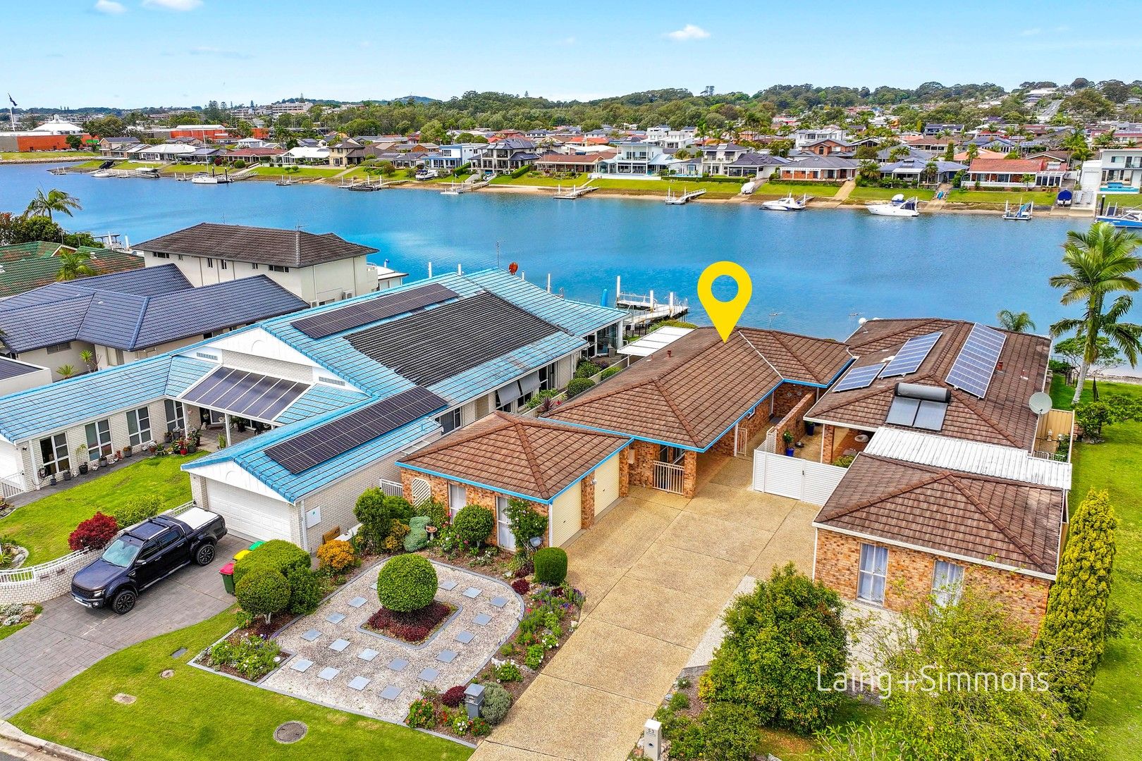 2 bedrooms Villa in 51 Commodore Crescent PORT MACQUARIE NSW, 2444