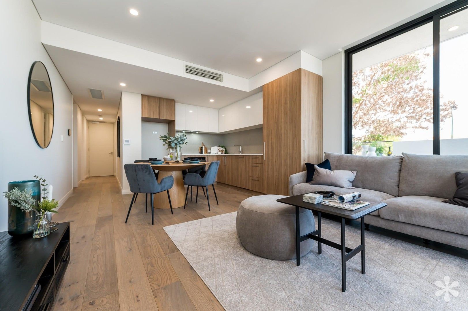 1 bedrooms Apartment / Unit / Flat in 1/4 Paterson Street COMO WA, 6152